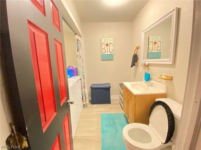 4318 E 72nd Street, Cleveland, OH 44105 Photo 21