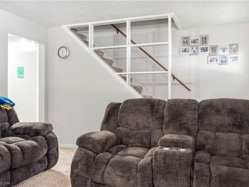 2250 Wichert Drive, Cuyahoga Falls, OH 44221 Photo 14