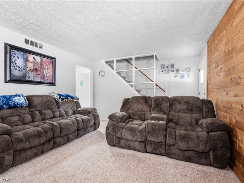 2250 Wichert Drive, Cuyahoga Falls, OH 44221 Photo 15