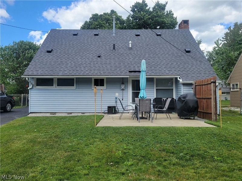 2250 Wichert Drive, Cuyahoga Falls, OH 44221 Photo 4