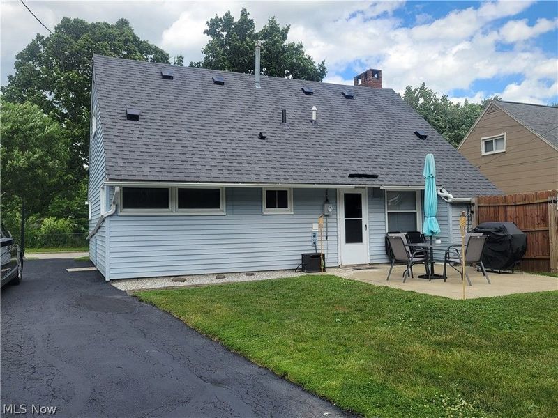 2250 Wichert Drive, Cuyahoga Falls, OH 44221 Photo 5