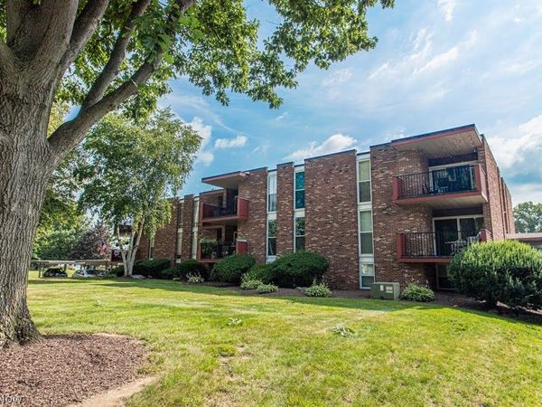 2540 North Road NE, Unit C12, Warren, OH 44483