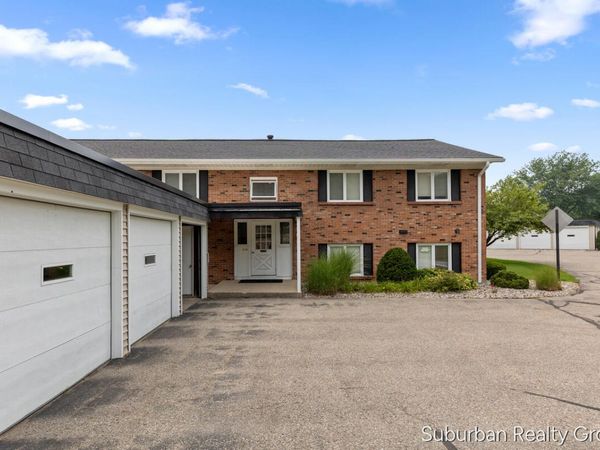 230 S State Street, Zeeland, MI 49464