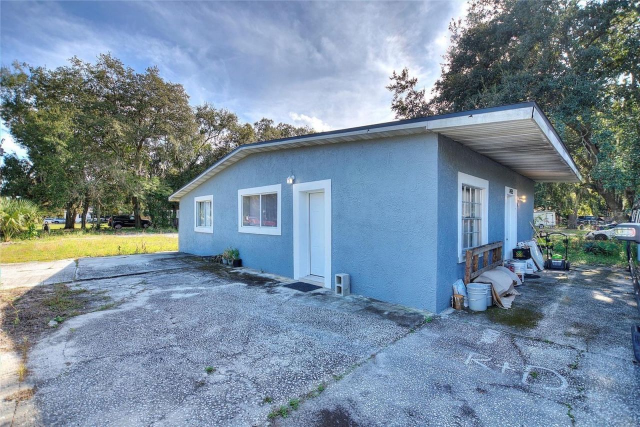 1495 Penniwa Street , Intercession City, FL 33848 Photo