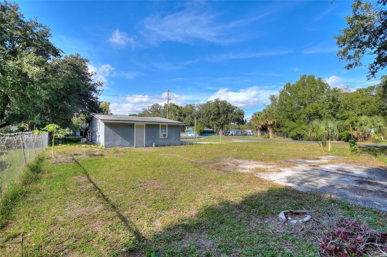 1495 Penniwa Street , Intercession City, FL 33848 Photo