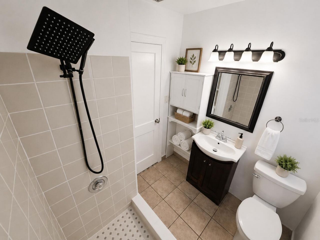 5825 Yucatan Drive , Orlando, FL 32807 Photo