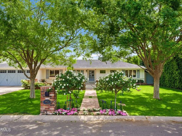 3921 E ELM Street, Phoenix, AZ 85018