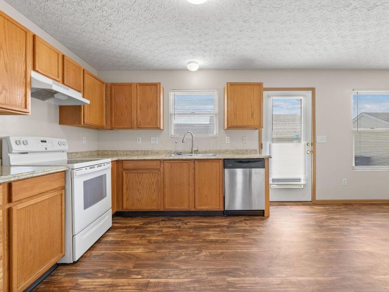 4807 Perlman Street , Unit 5, Columbus, OH 43228 Photo 10
