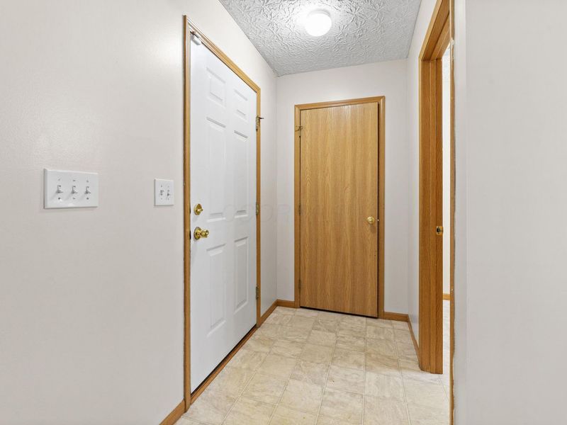 4807 Perlman Street , Unit 5, Columbus, OH 43228 Photo 13