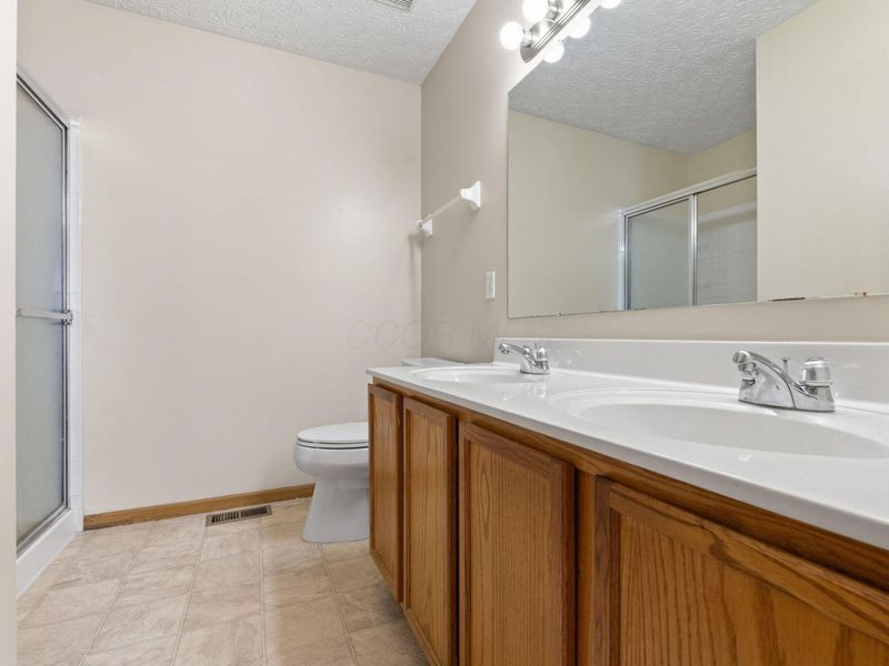 4807 Perlman Street , Unit 5, Columbus, OH 43228 Photo 19