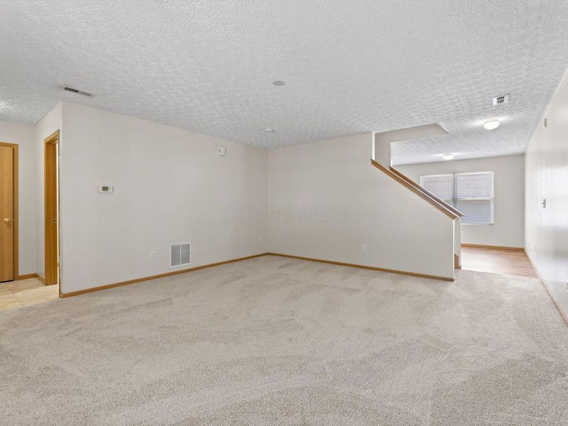 4807 Perlman Street , Unit 5, Columbus, OH 43228 Photo 5