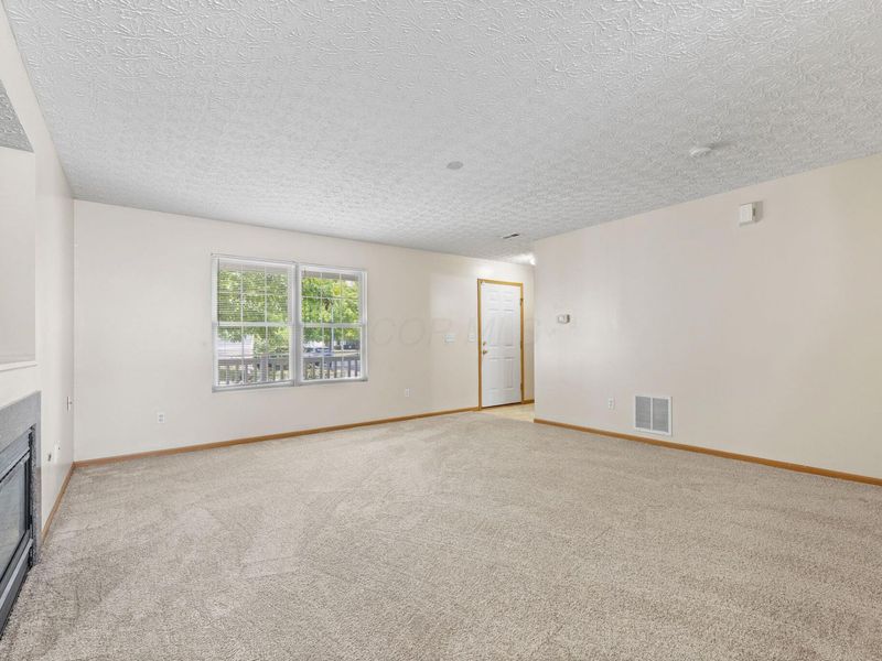 4807 Perlman Street , Unit 5, Columbus, OH 43228 Photo 6