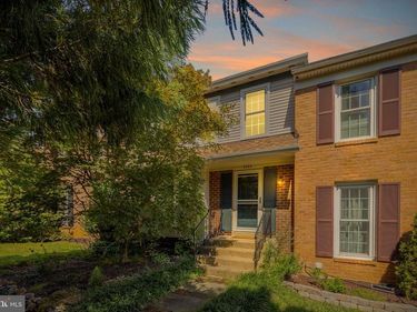 5703 GLADDEN, ALEXANDRIA, VA 22303