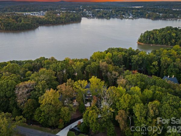 13702 Sage Thrasher Lane , Charlotte, NC 28278