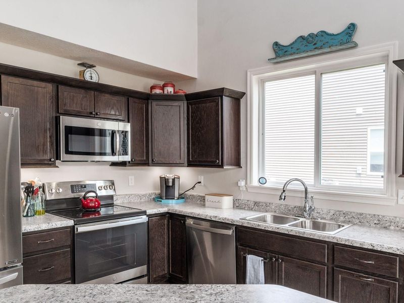 6105 Barclay Court, Canal Winchester, OH 43110 Photo 13