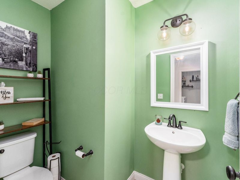 6105 Barclay Court, Canal Winchester, OH 43110 Photo 19