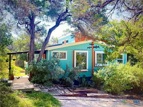 515 Circle Drive , Wimberley, TX 78676