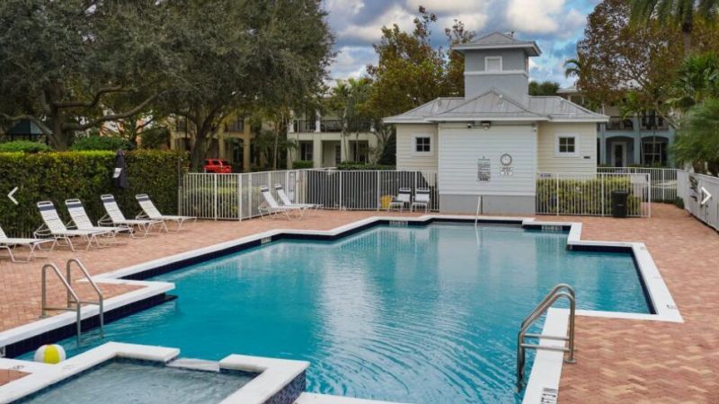 179 E Bay Cedar Circle, Jupiter, FL 33458 Photo