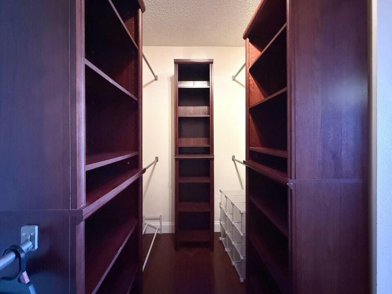 800 Parkview Drive, Unit 823, Hallandale, FL 33009 Photo
