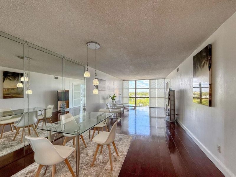 800 Parkview Drive, Unit 823, Hallandale, FL 33009 Photo