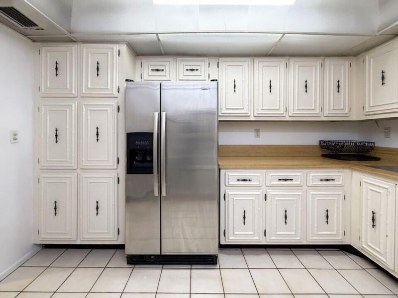 800 Parkview Drive, Unit 823, Hallandale, FL 33009 Photo