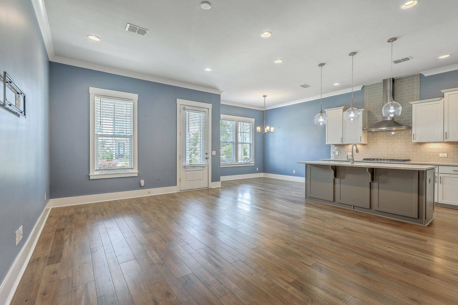 3125 Sturbridge Road Photo 10