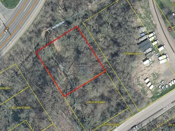 8XX Lake Shore Dr E, Ashland, WI 54806