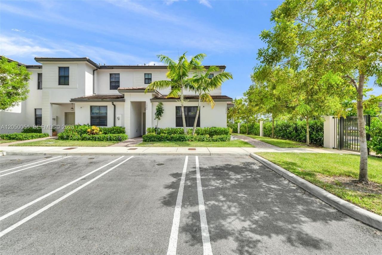 12990 SW 232nd Ln , Homestead, FL 33170 Photo