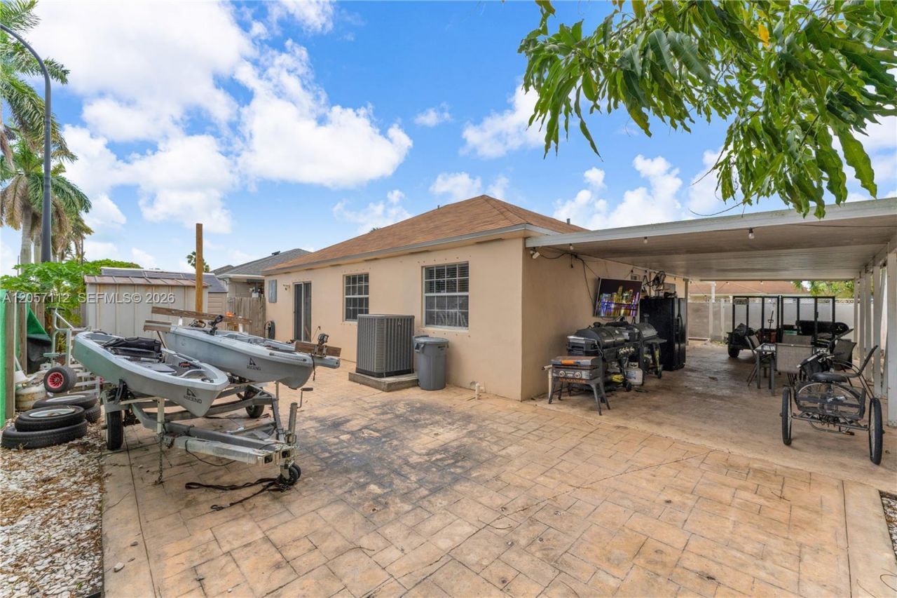 14316 SW 159th Ter, Miami, FL 33177 Photo