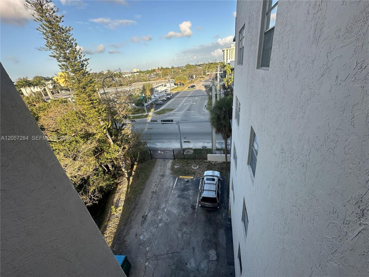 12590 NE 16th Ave , Unit 509, North Miami, FL 33161 Photo