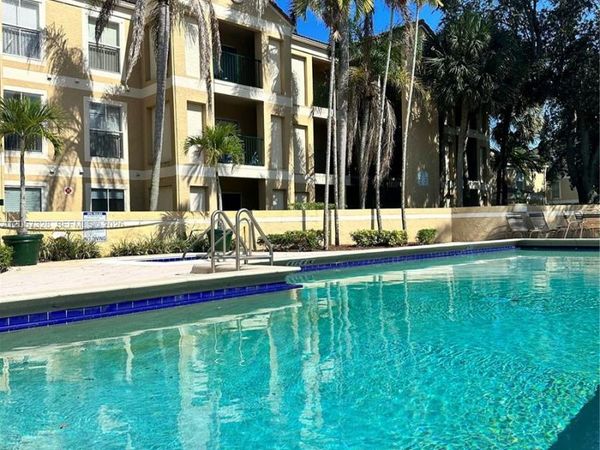 833 Riverside Dr , Unit 831, Coral Springs, FL 33071