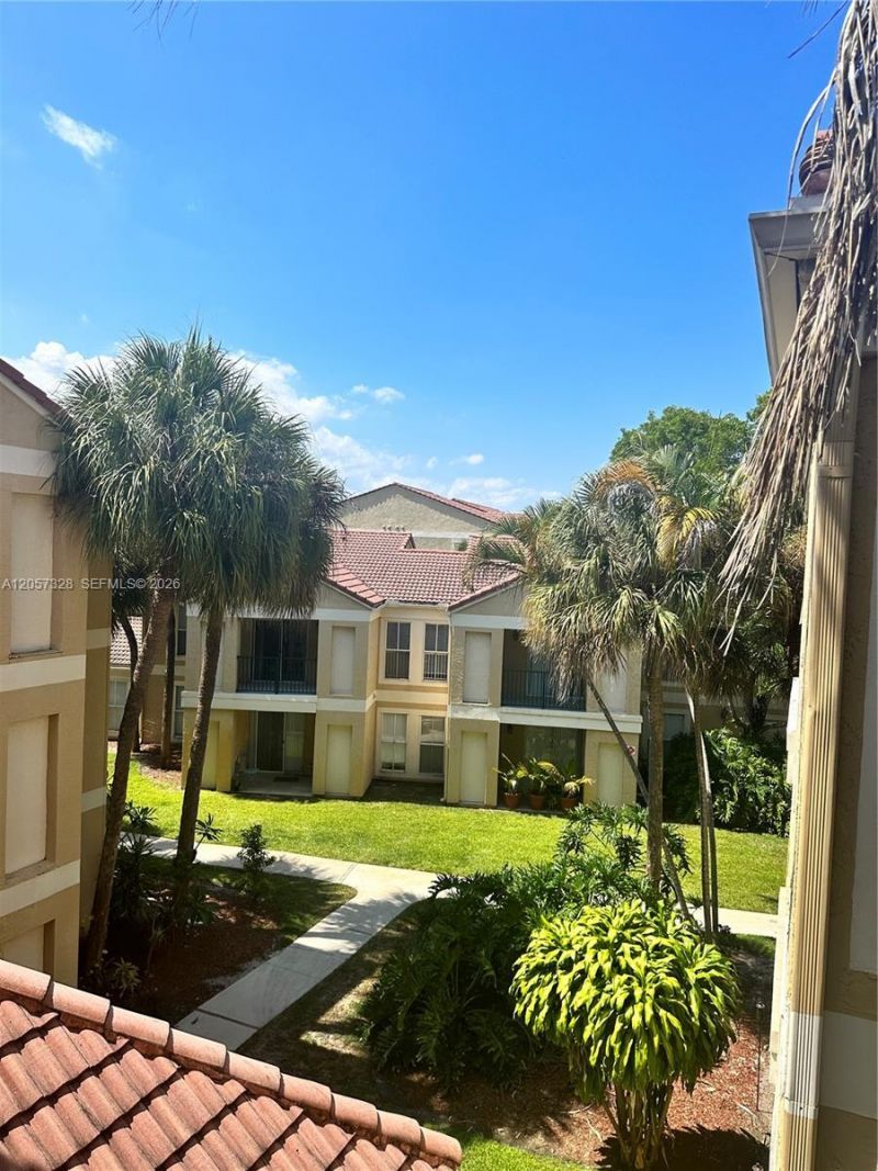 833 Riverside Dr , Unit 831, Coral Springs, FL 33071 Photo