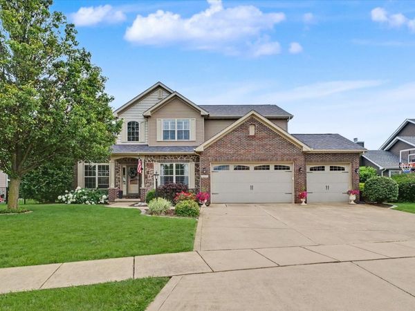 1203 White Oak Road , Mahomet, IL 61853