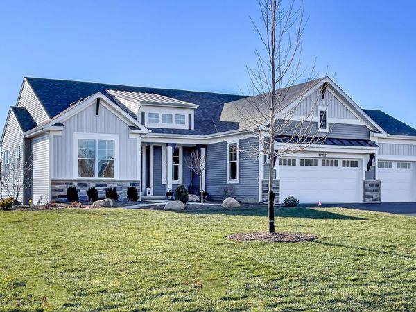 21377 W Sylvan Drive , Mundelein, IL 60060