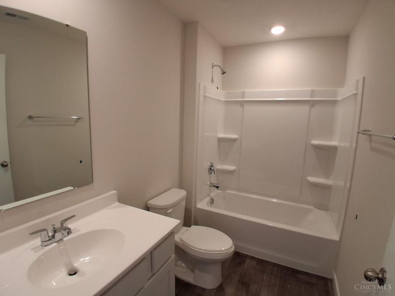 325 Glover Meadows Way, Mount Orab, OH 45154 Photo 4