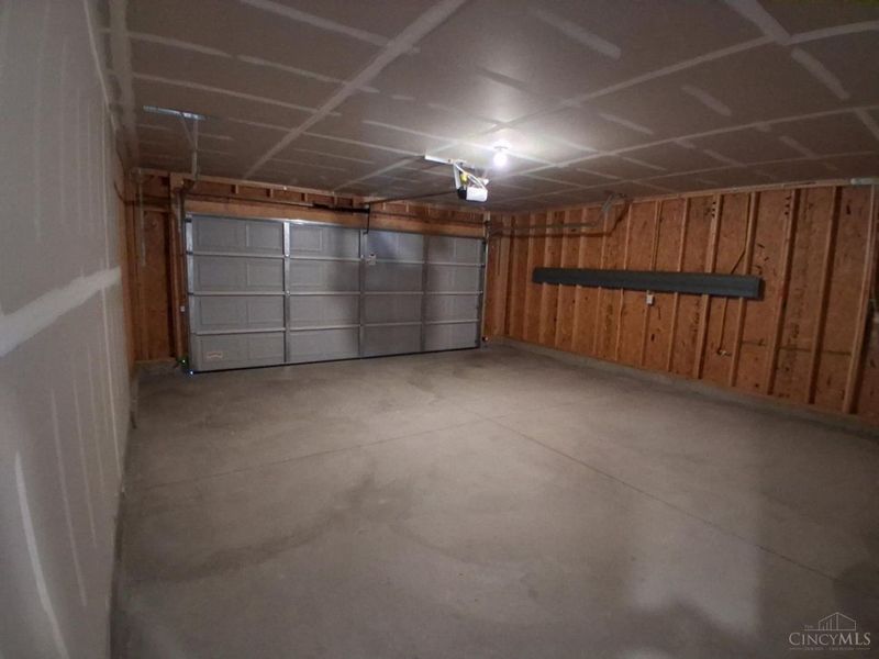 325 Glover Meadows Way, Mount Orab, OH 45154 Photo 7