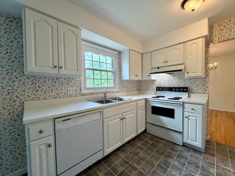11363 Kenshire Drive, Forest Park, OH 45240 Photo 16