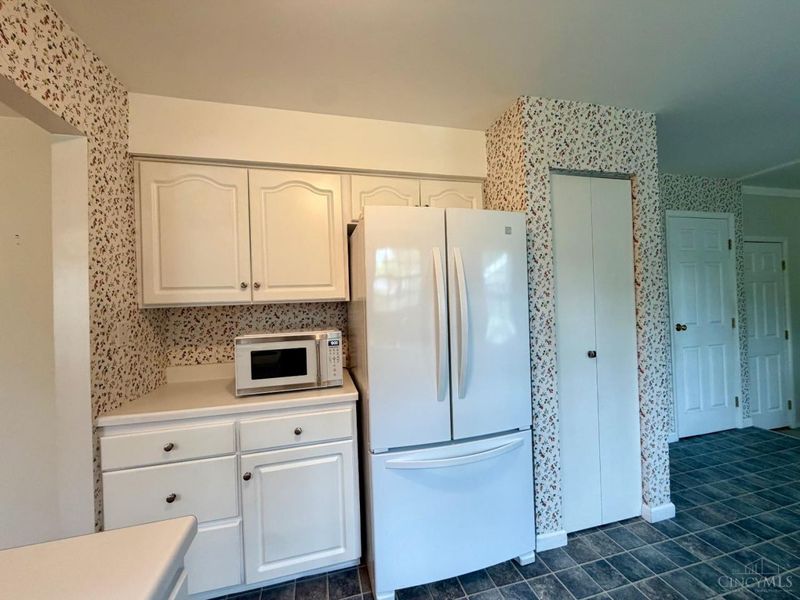 11363 Kenshire Drive, Forest Park, OH 45240 Photo 18
