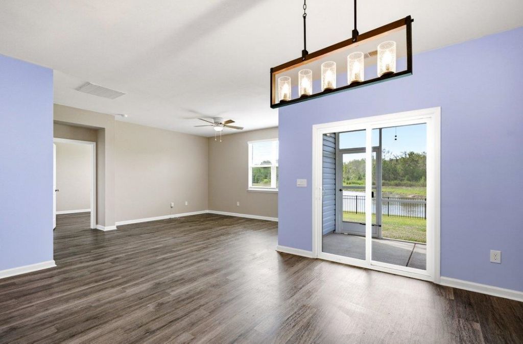 210 Carver Willow Dr.  Photo 11