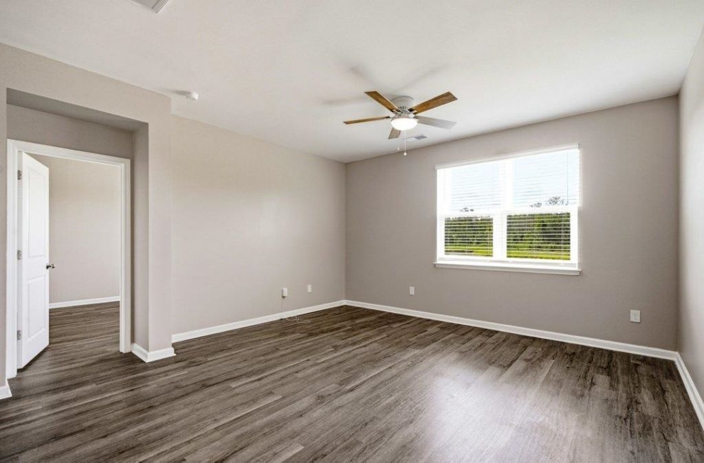 210 Carver Willow Dr.  Photo 12