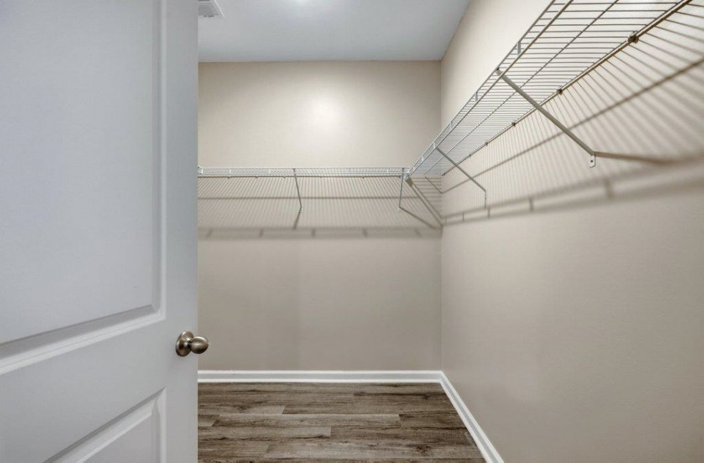 210 Carver Willow Dr.  Photo 16