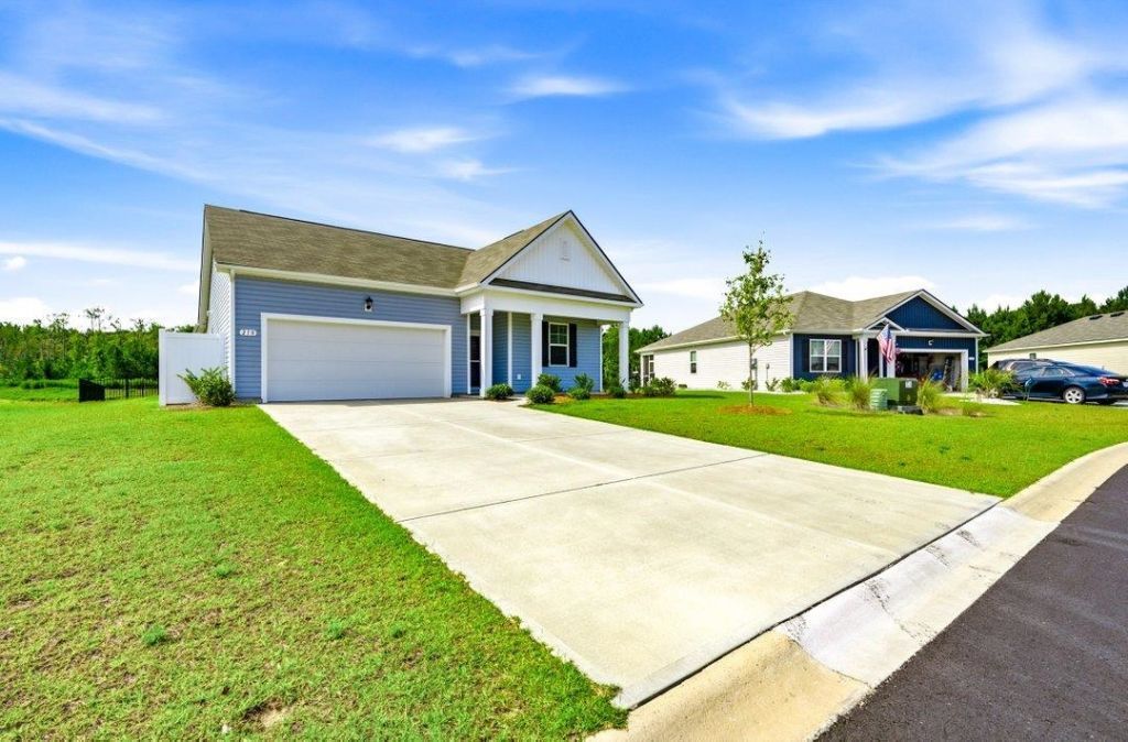 210 Carver Willow Dr.  Photo 4