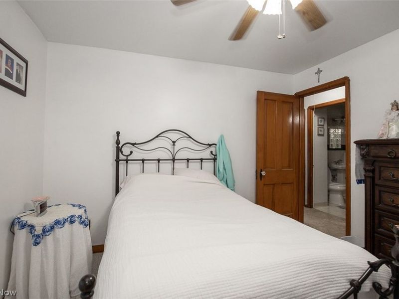 5105 W 6th Street, Brooklyn Heights, OH 44131 Photo 18