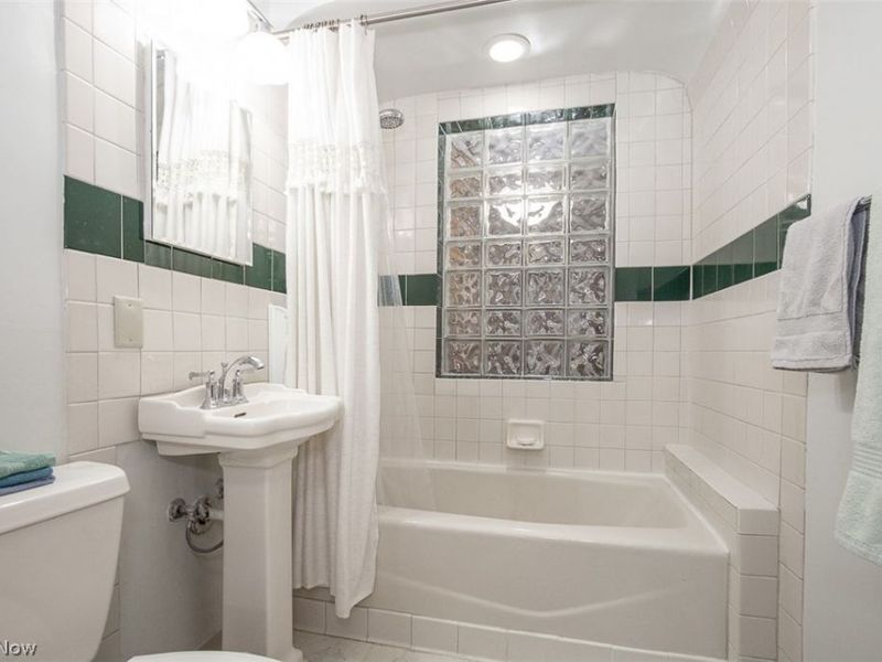 5105 W 6th Street, Brooklyn Heights, OH 44131 Photo 19