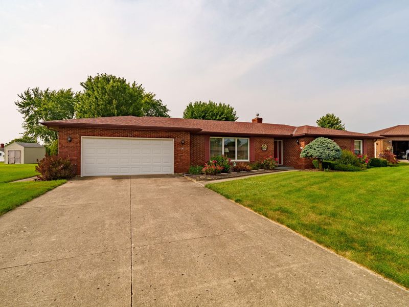 106 Karen Court, Botkins, OH 45306 Photo 2