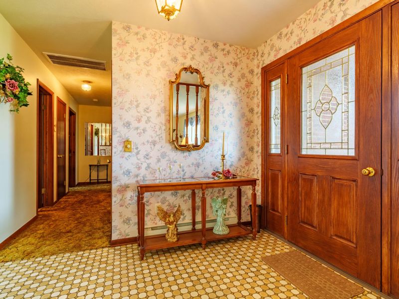 106 Karen Court, Botkins, OH 45306 Photo 4