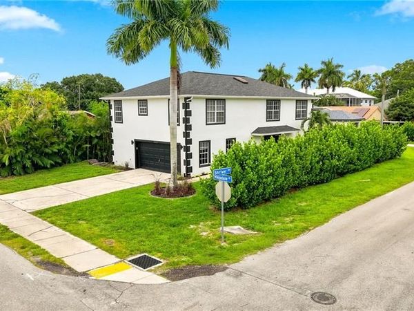 10650 Ragsdale ST, BONITA SPRINGS, FL 34135