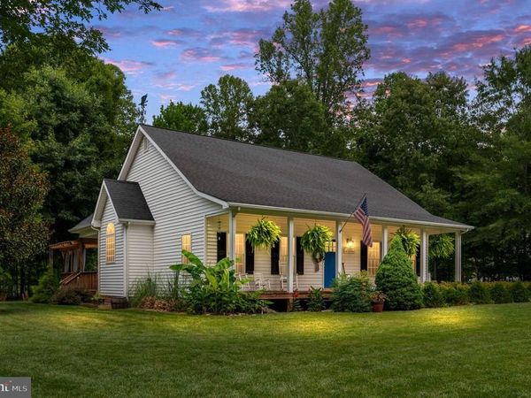215 CUCKOOS NEST DRIVE , BUMPASS, VA 23024