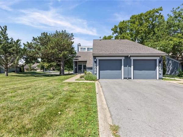 8058 Colony Lane, Lenexa, KS 66215