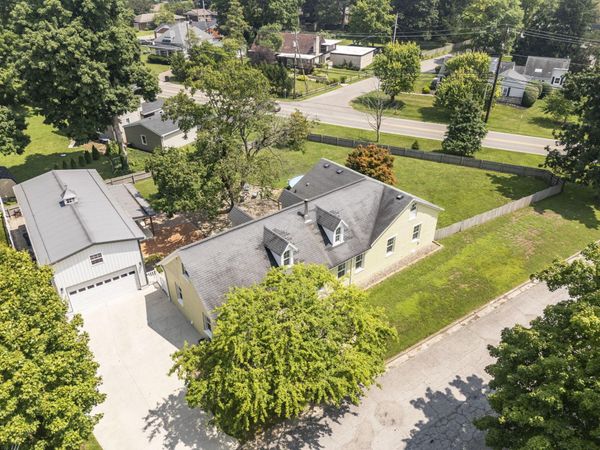 832 Pershing Drive, Circleville, OH 43113